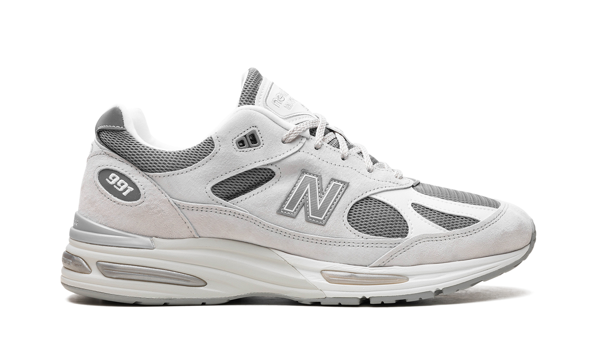 New Balance 991v2 "Nimbus Cloud" Sneakers