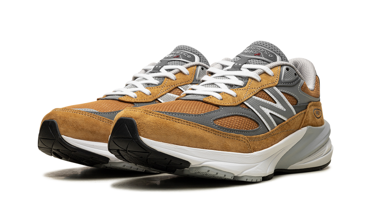 New Balance 990v6 "Workwear Grey" Sneakers