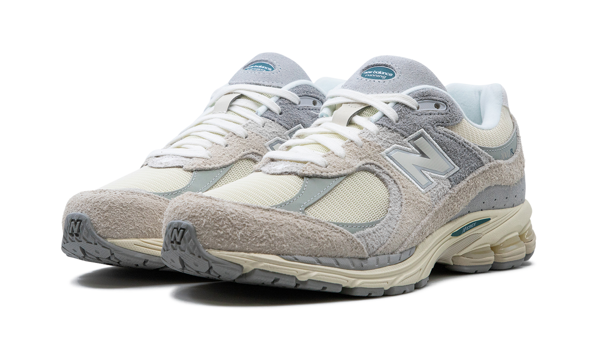 New Balance 2002R "Linen" Sneakers