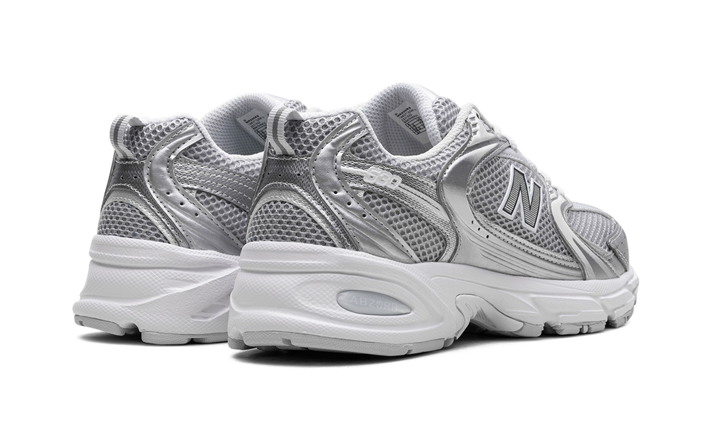 New Balance 530 "Moonbeam Silver Metallic" Sneakers