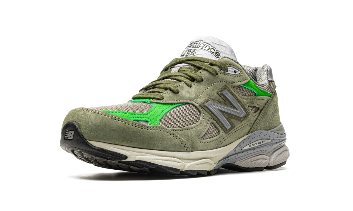 New Balance 990v3 "Patta" Sneakers