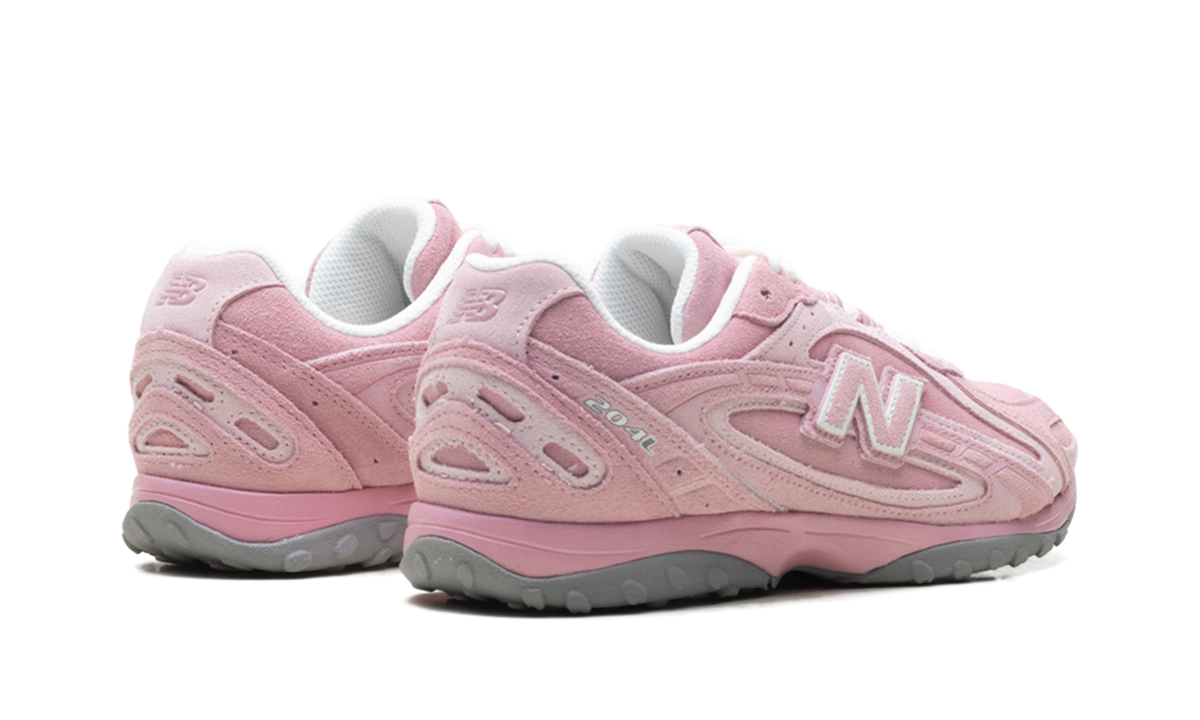 New Balance 204L "Pastel Pink" Sneakers